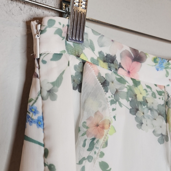 Ted Baker Lurissa Floral-Printed Ruffle Mini Skirt Ivory Size 4 (Ted Size 1) - Picture 13 of 16